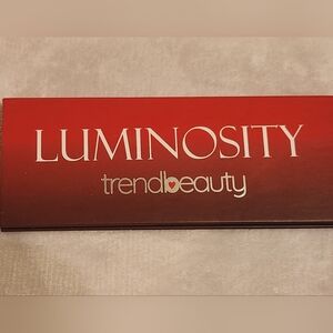 Trend Beauty Luminosity Palette NEW